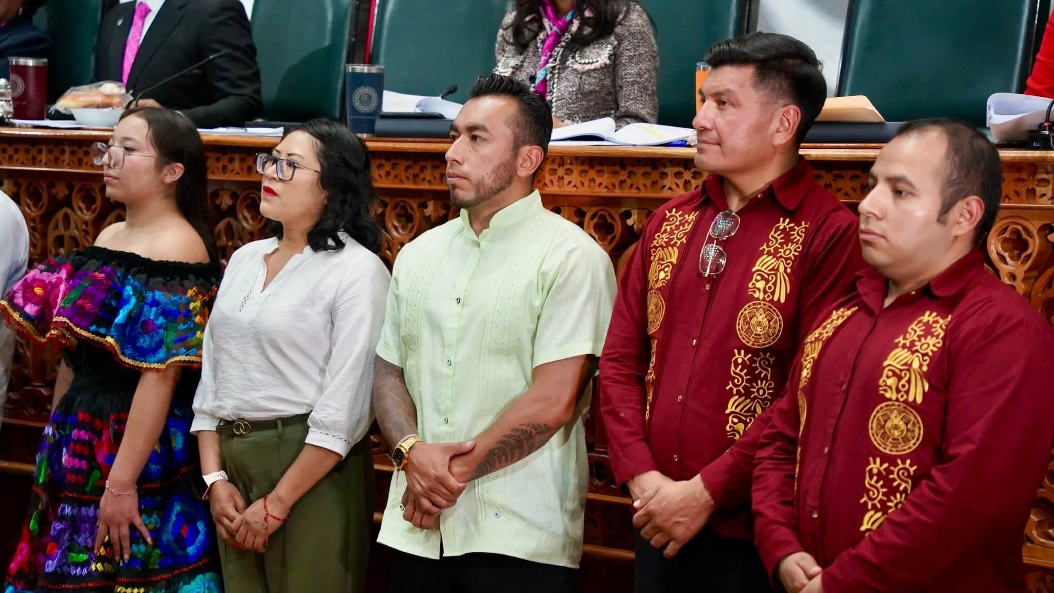 Óscar Galán Flores acompaña iniciativa para reconocer la tradición de la costura mexiquense