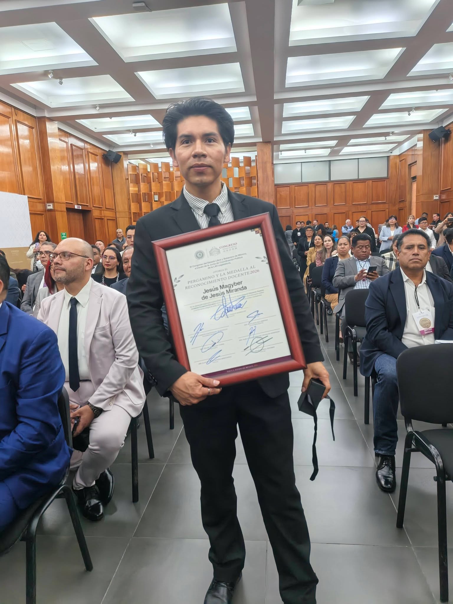 El desempeño de los maestros ejemplar e invaluable: Rigoberto Vargas