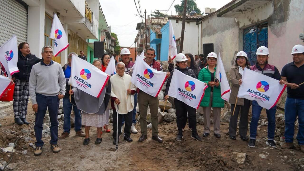 Almoloya del Río transforma compromisos en hechos con el inicio de obras en la calle Poeta Manuel Bernal
