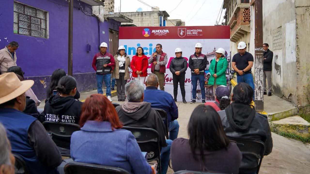 Almoloya del Río transforma compromisos en hechos con el inicio de obras en la calle Poeta Manuel Bernal