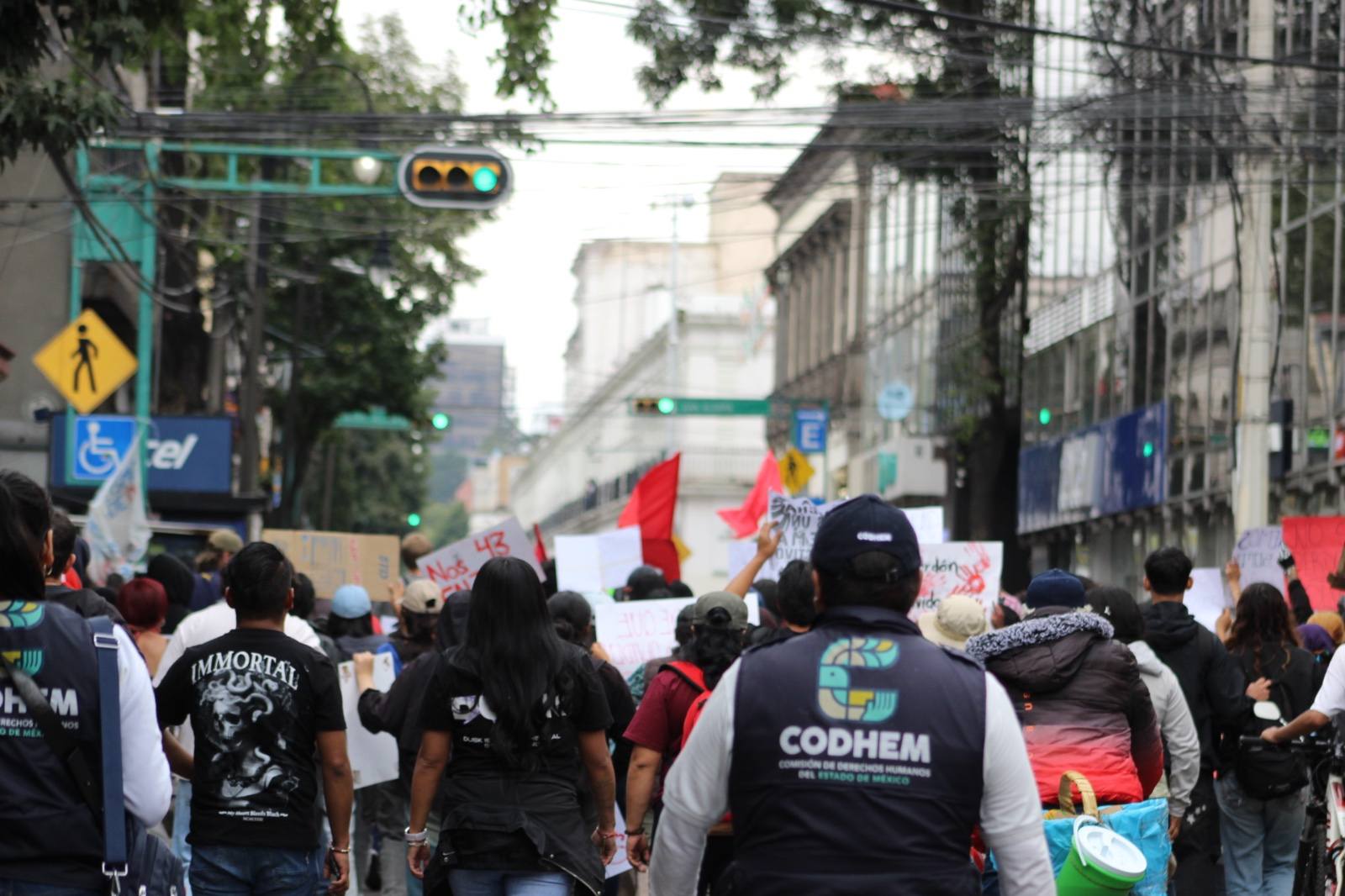 CODHEM acompaña contingentes