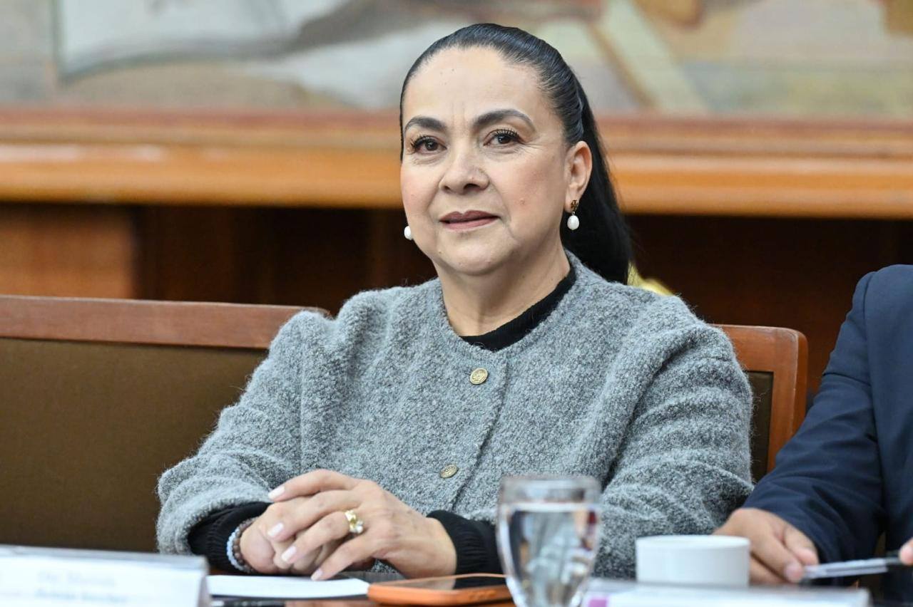 Rigoberto Vargas pone en la mira los riesgos que enfrentan menores en internet