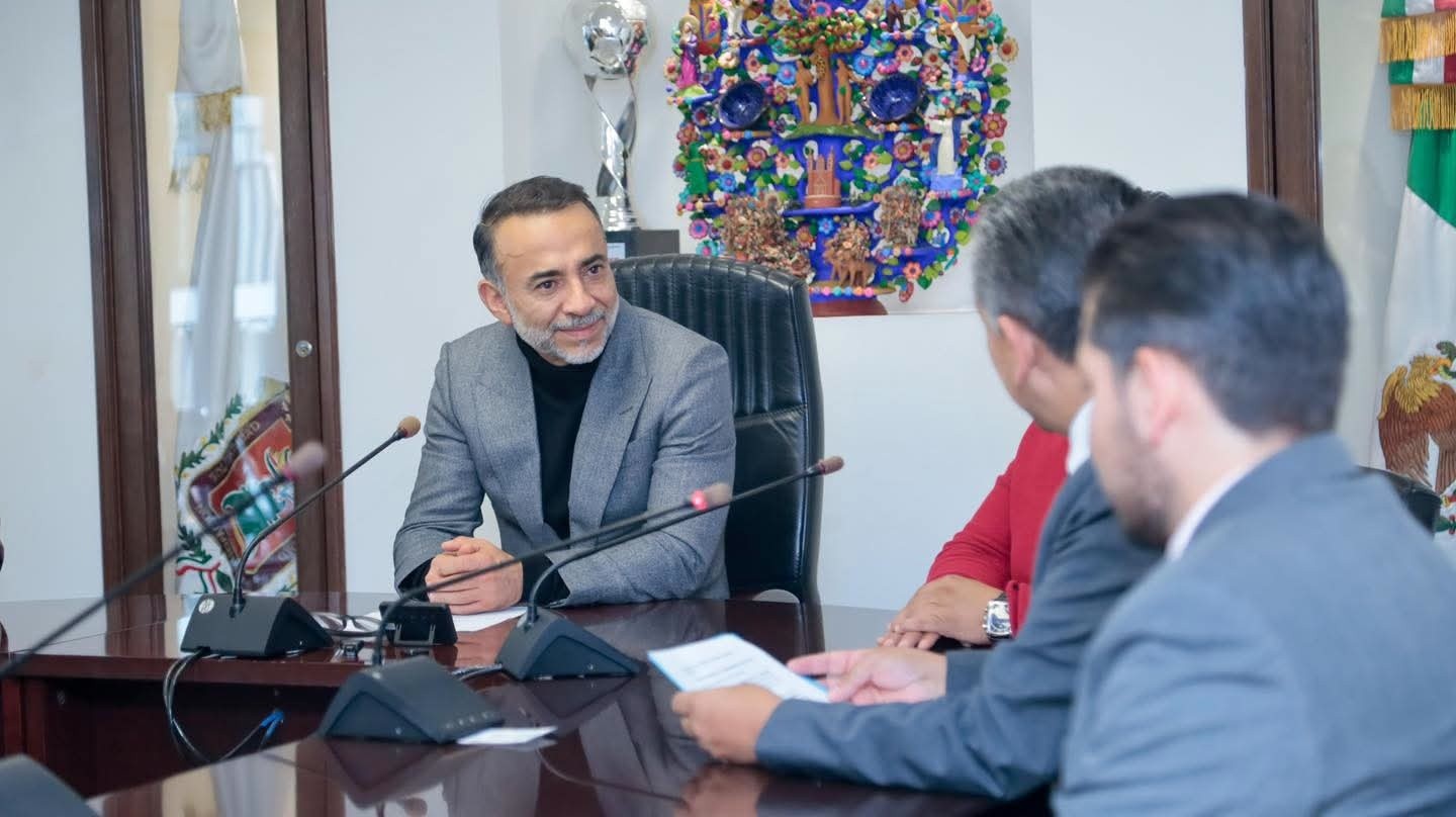 RECONOCE LA AECHAC TRABAJO DE FERNANDO FLORES AL FRENTE DE METEPEC