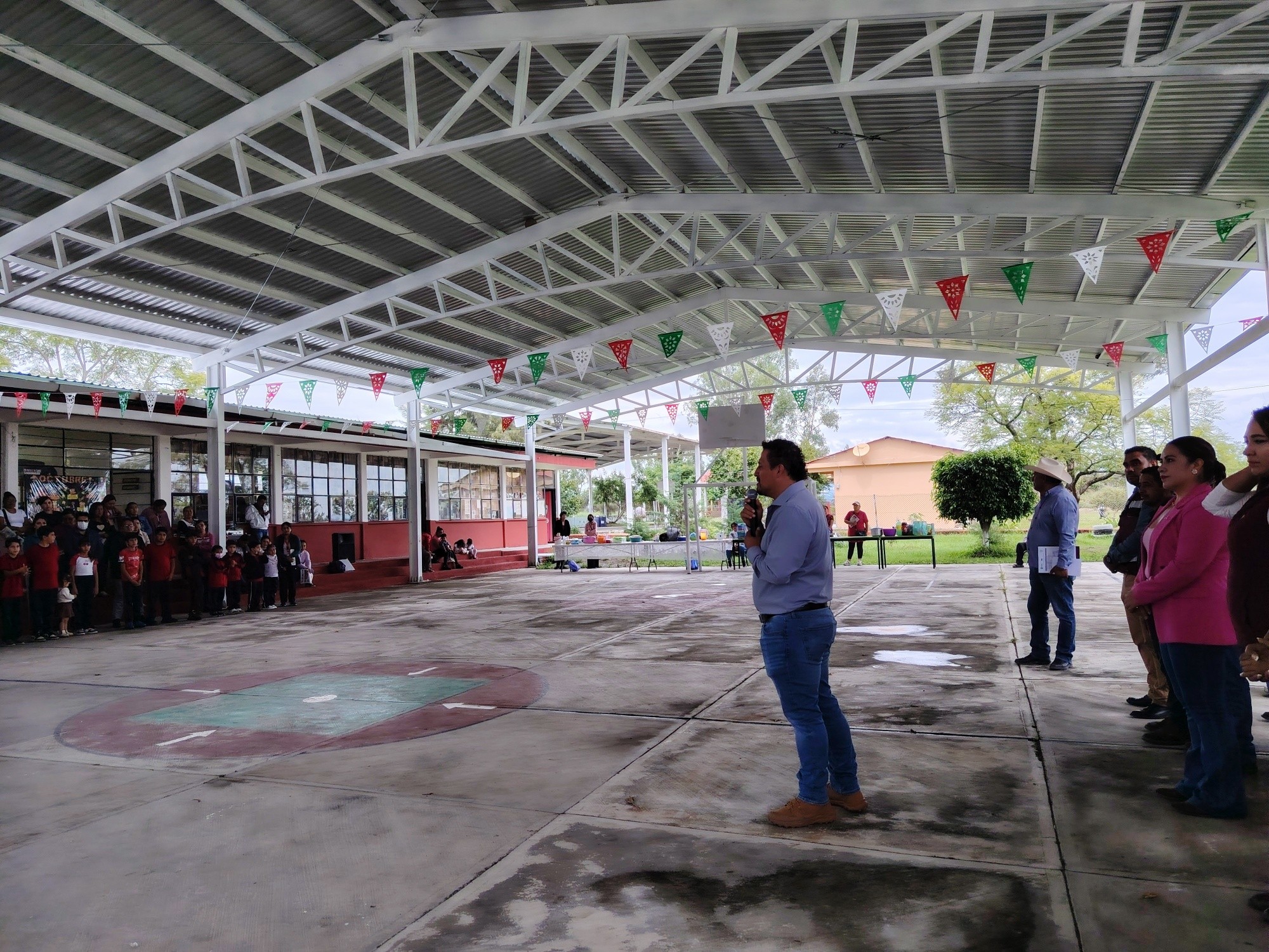Zacualpan fortalece el campo y la educación con nuevas obras