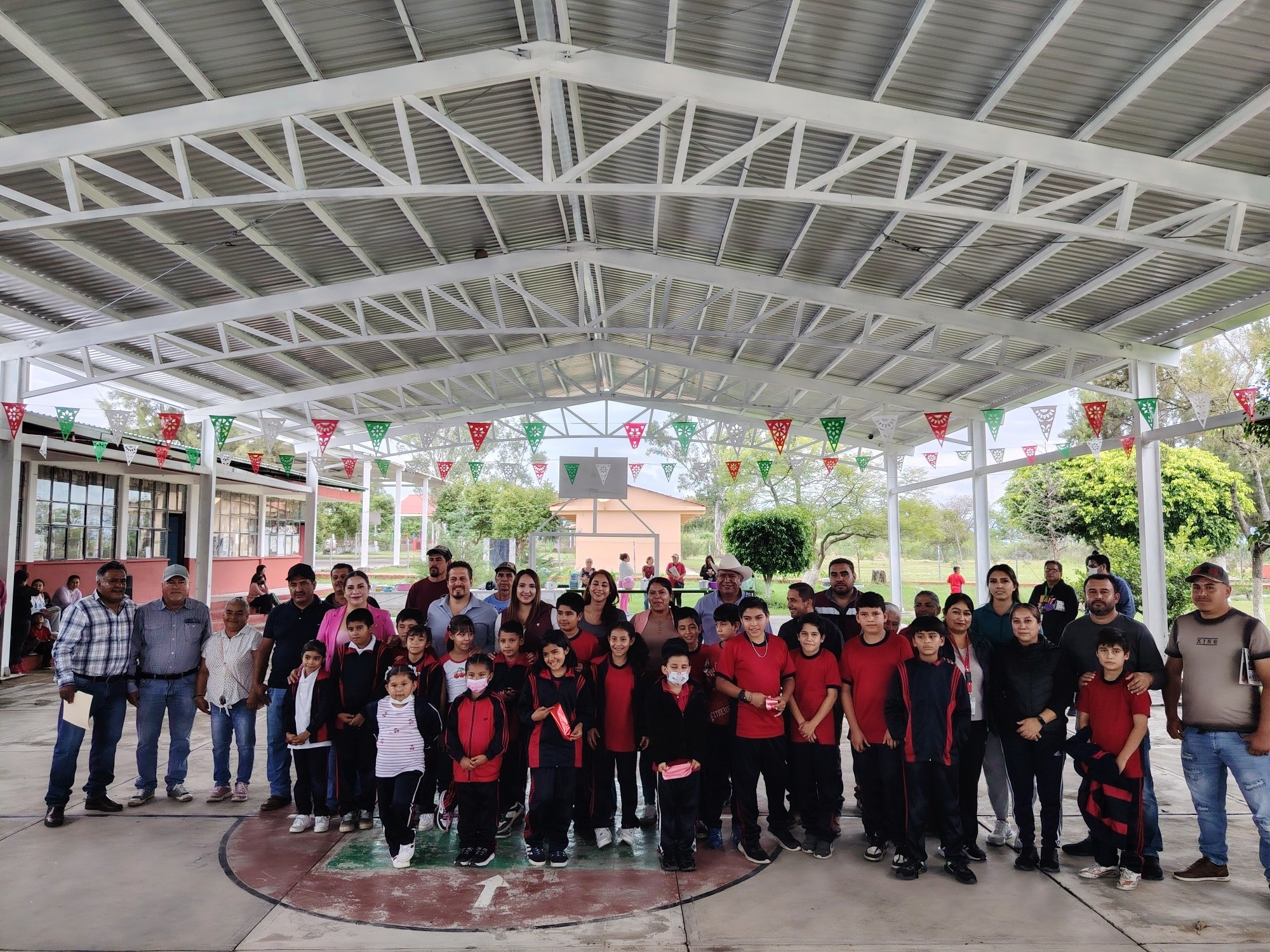 Zacualpan fortalece el campo y la educación con nuevas obras