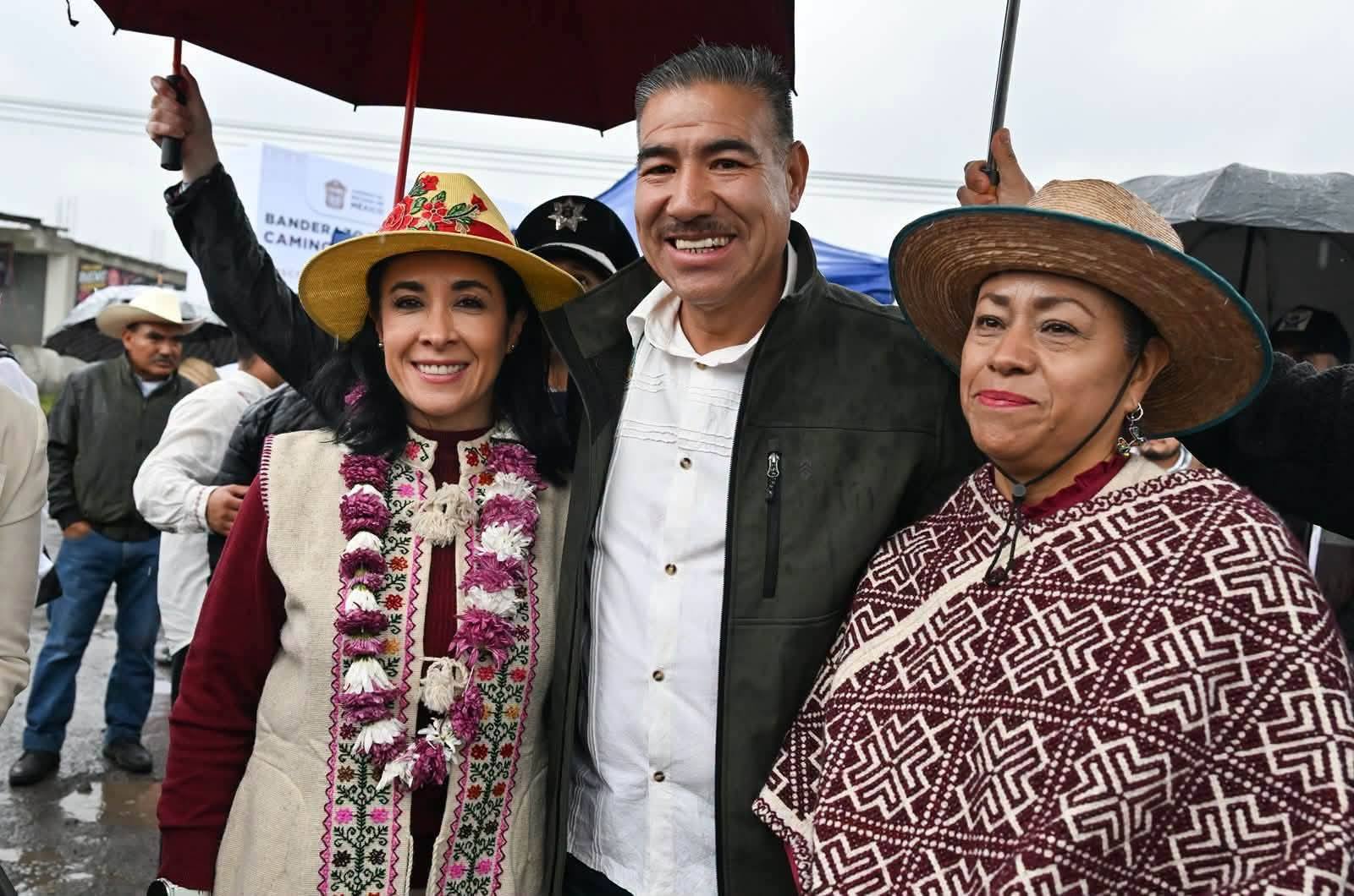 Jaime Mercado reconoce a Delfina Gómez por cumplir compromisos carreteros en el norte del Edomex