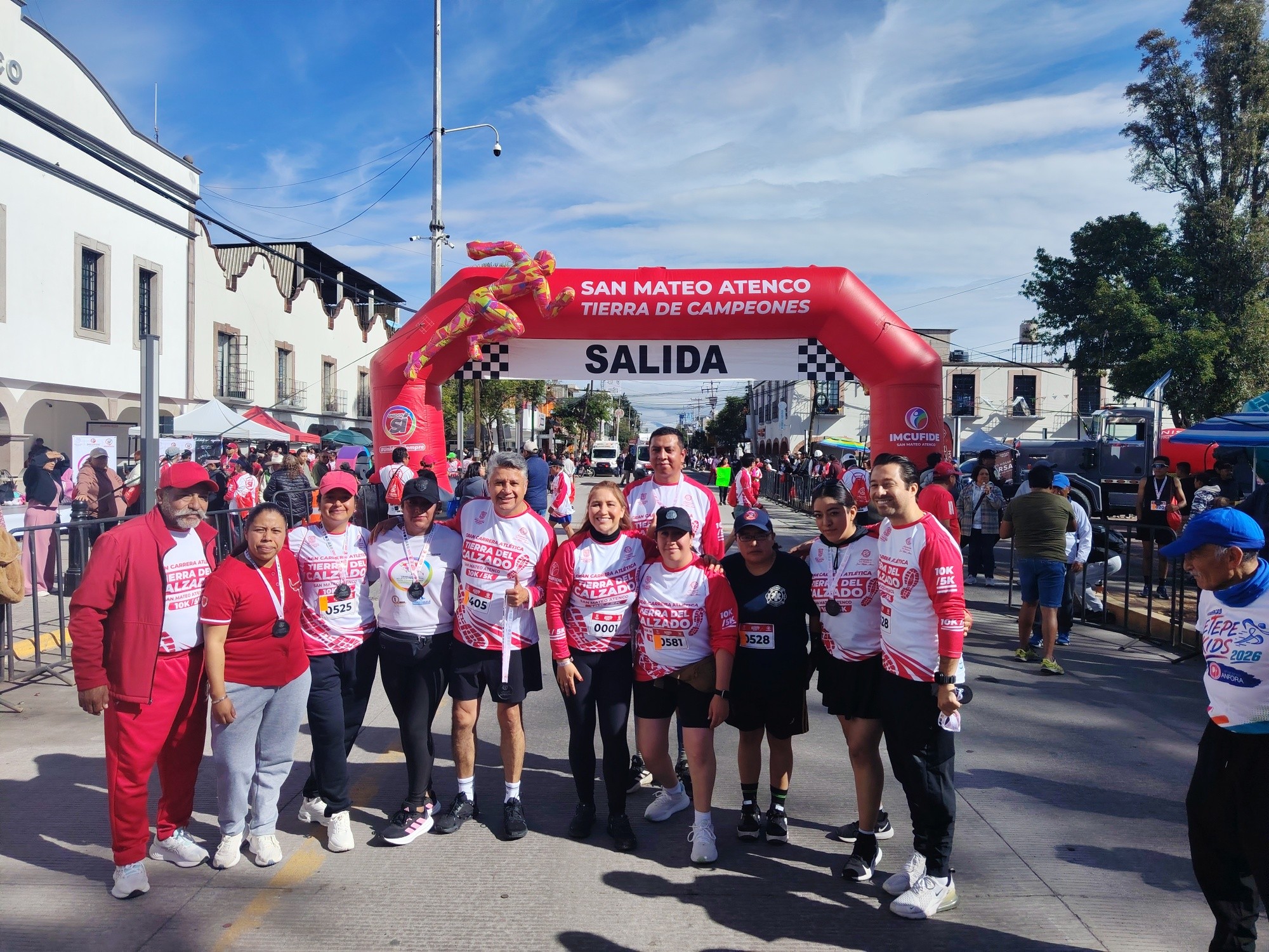San Mateo Atenco se llena de energía con la Gran Carrera Atlética Tierra del Calzado