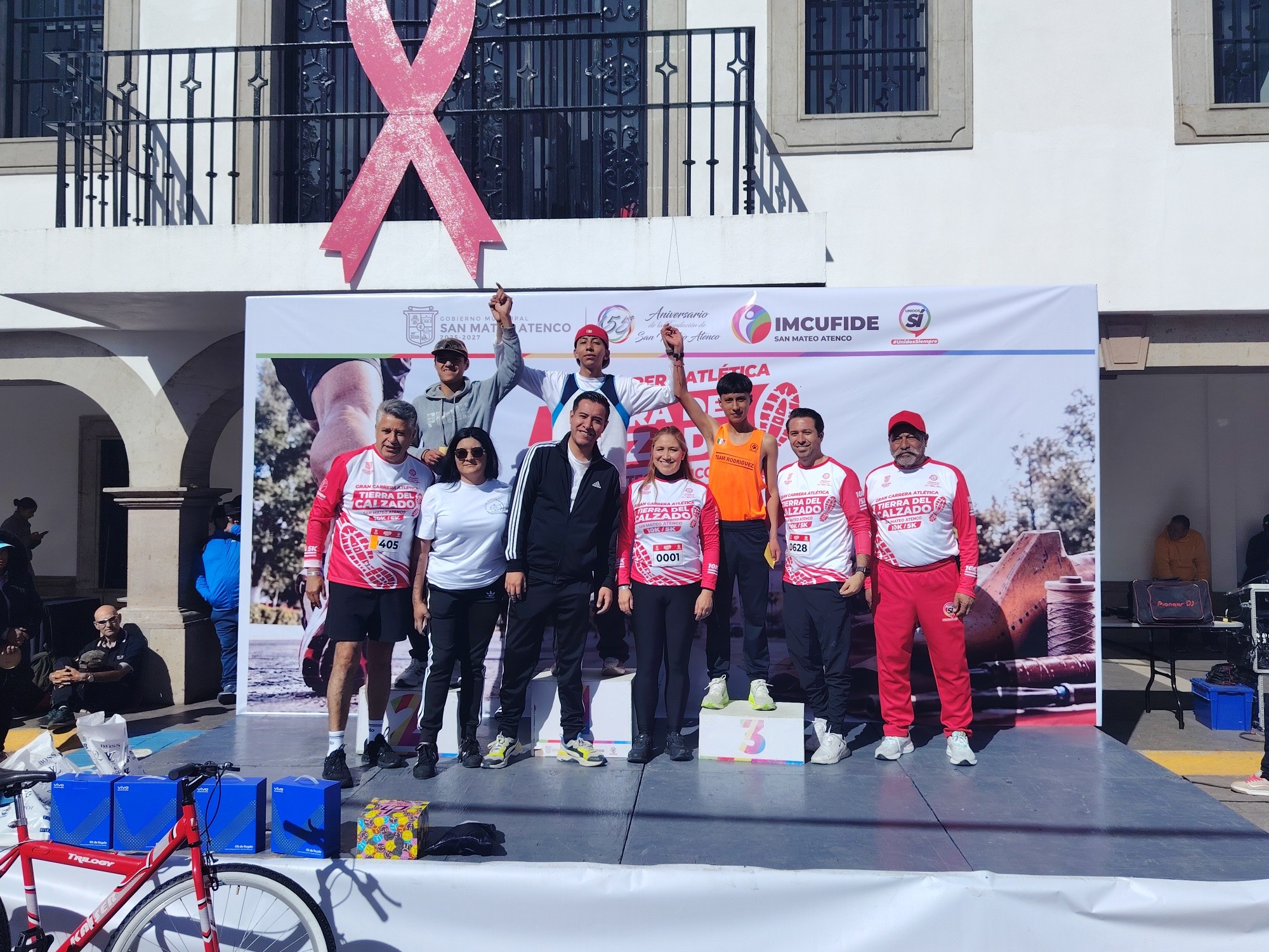 San Mateo Atenco se llena de energía con la Gran Carrera Atlética Tierra del Calzado