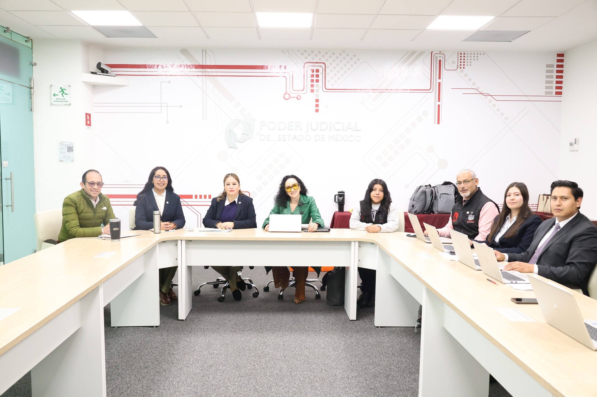 Certifican a servidores judiciales en Medios Alternativos de Solución de Controversias