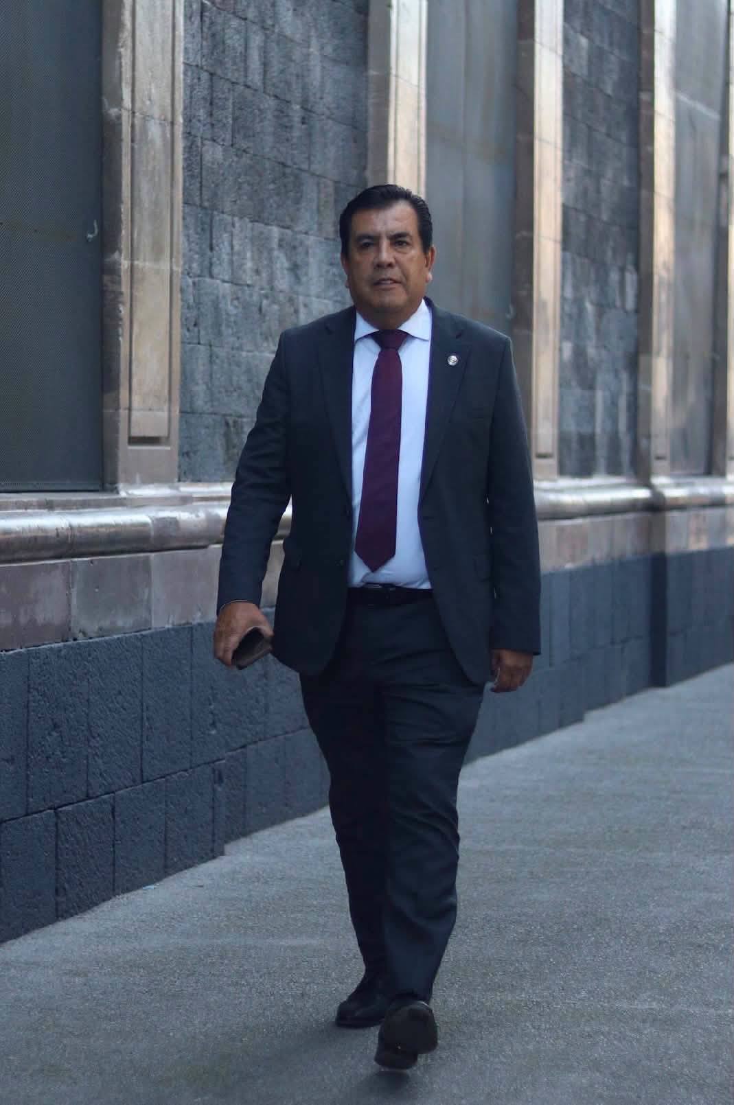 Javier Cruz Jaramillo lleva la voz del sur del Estado a la Glosa del 3er Informe de Delfina Gómez