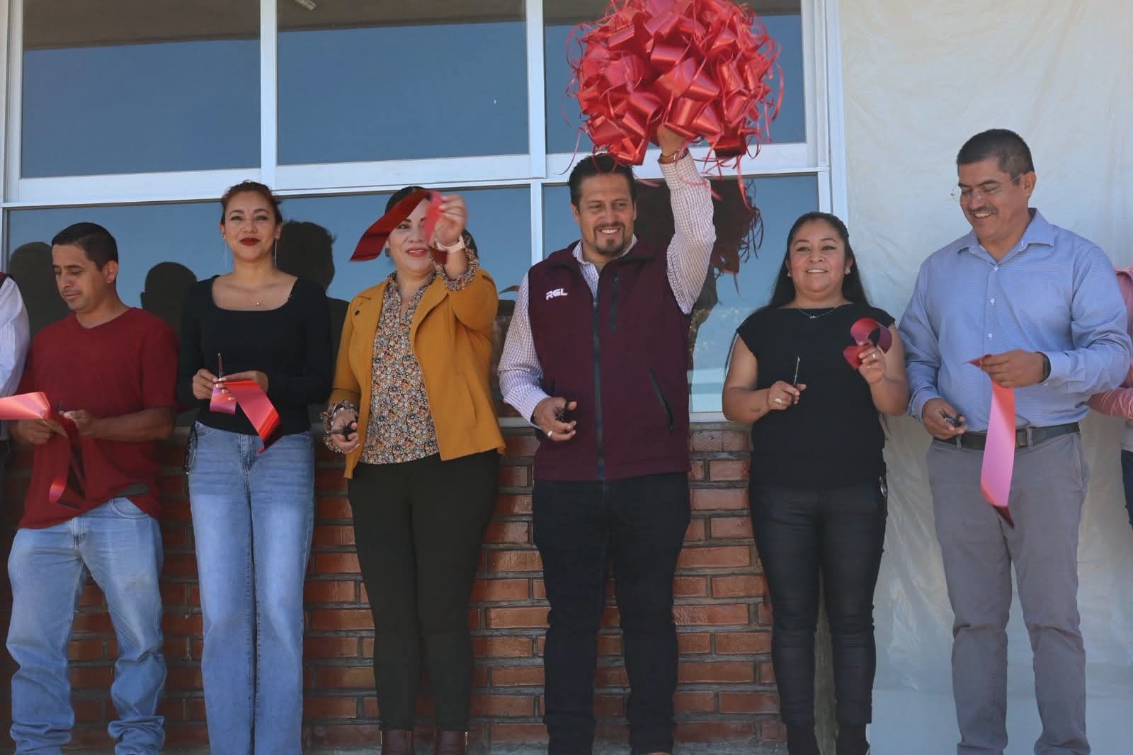Zacualpan impulsa obras de infraestructura y educación en beneficio de las familias