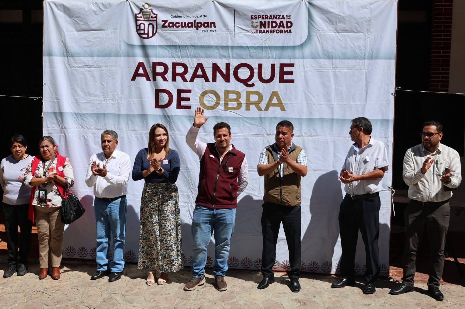 Zacualpan impulsa dos importantes obras de la infraestructura para mejorar la movilidad y el abasto de agua potable