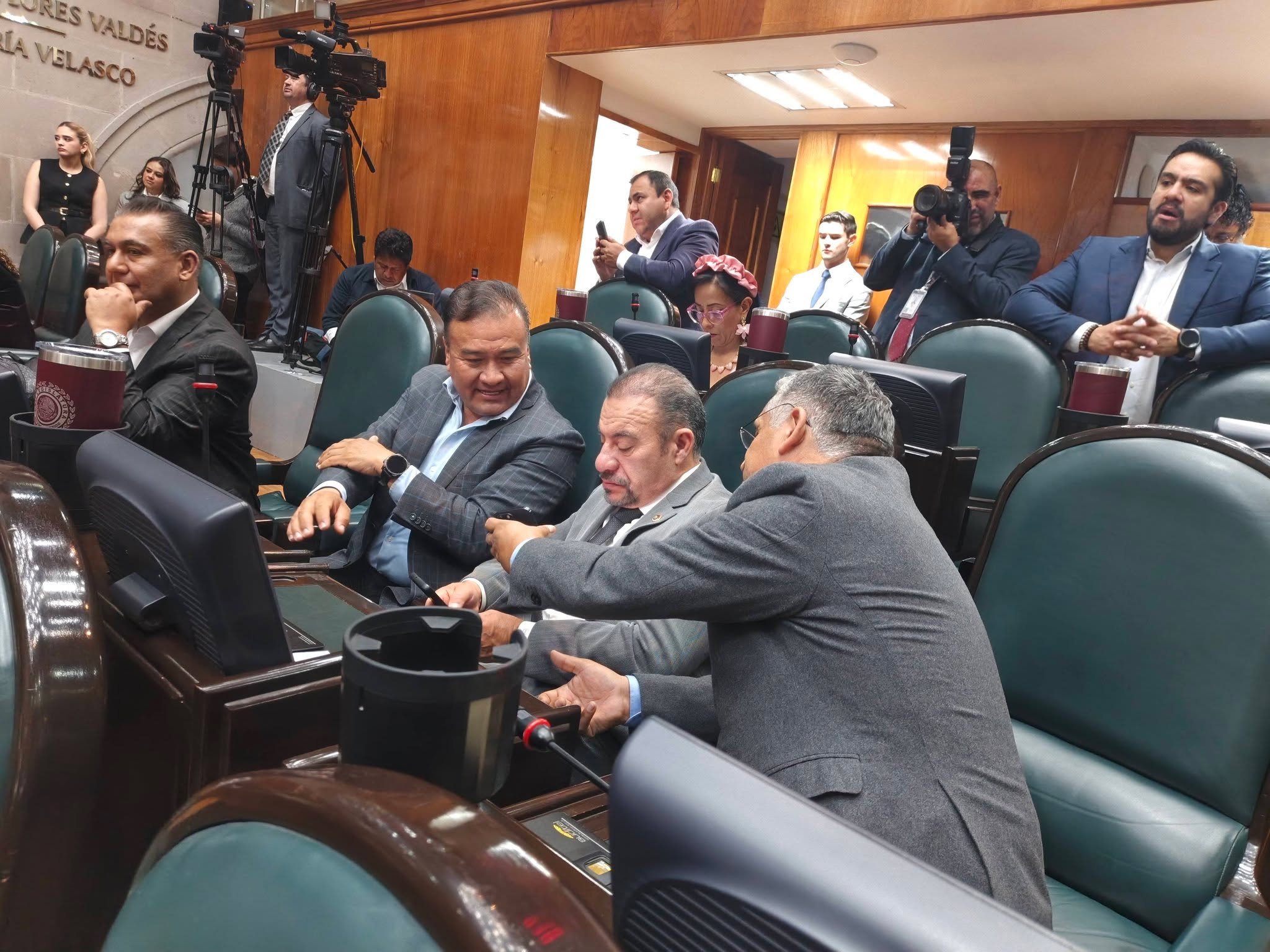 Aspectos de la comparecencia del Secretario de Finanzas del Gobierno del Estado de México, en el marco de la Glosa del Tercer Informe de Gobierno de Delfina Gómez Álvarez .