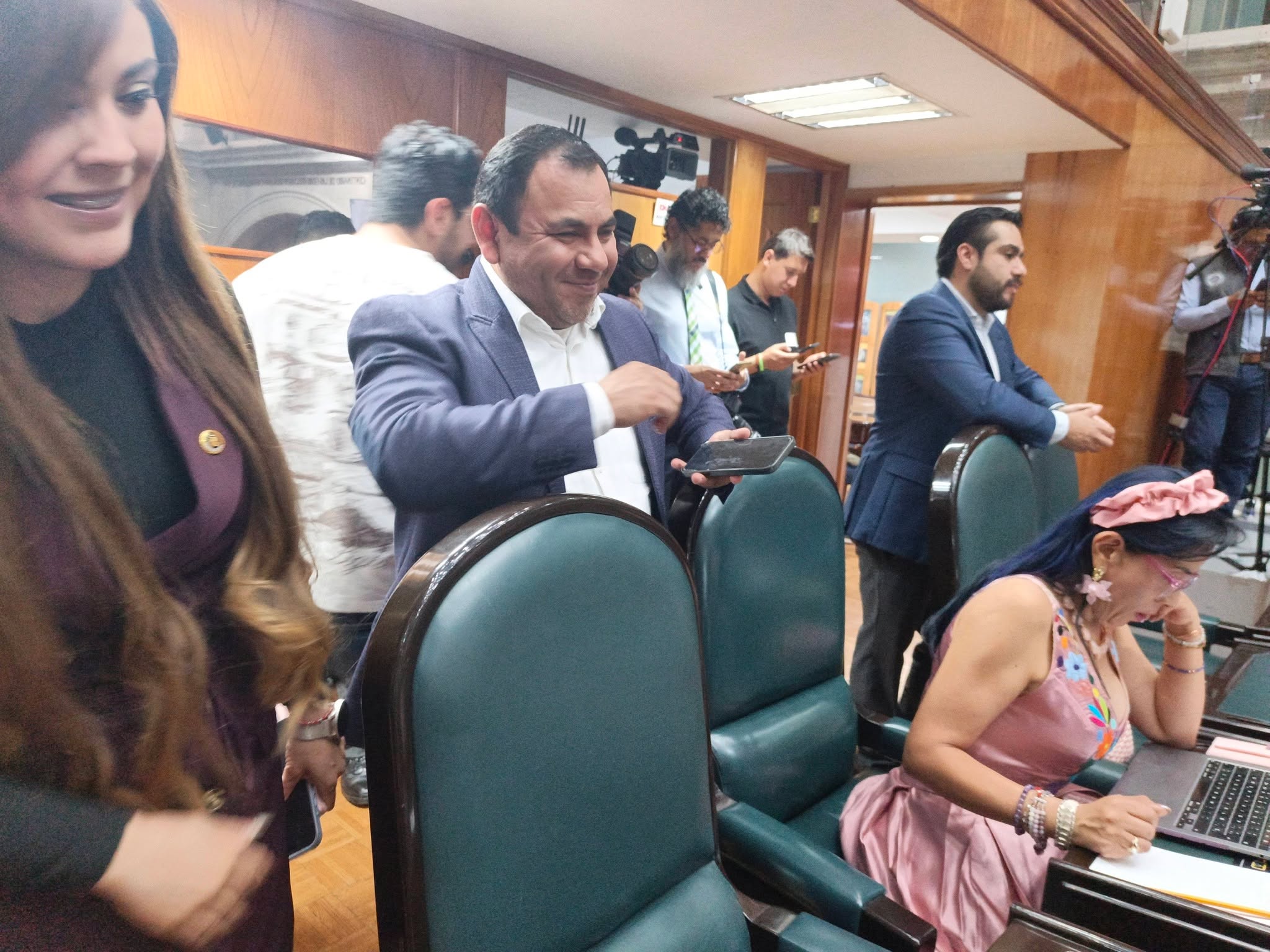 Aspectos de la comparecencia del Secretario de Finanzas del Gobierno del Estado de México, en el marco de la Glosa del Tercer Informe de Gobierno de Delfina Gómez Álvarez .
